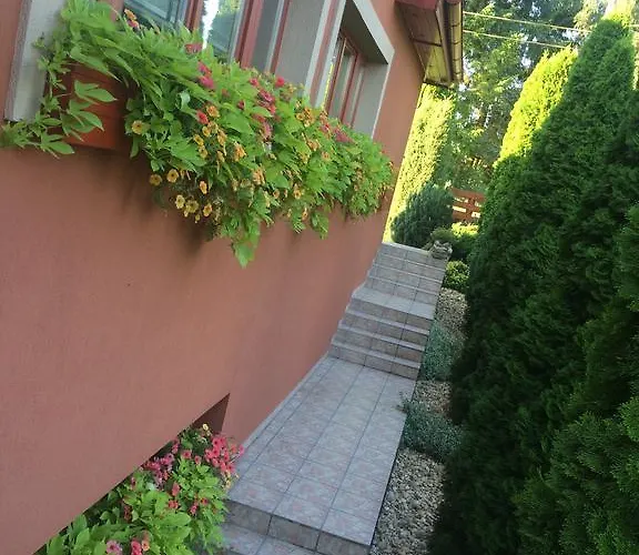Nyirjes Vendeghaz 4*